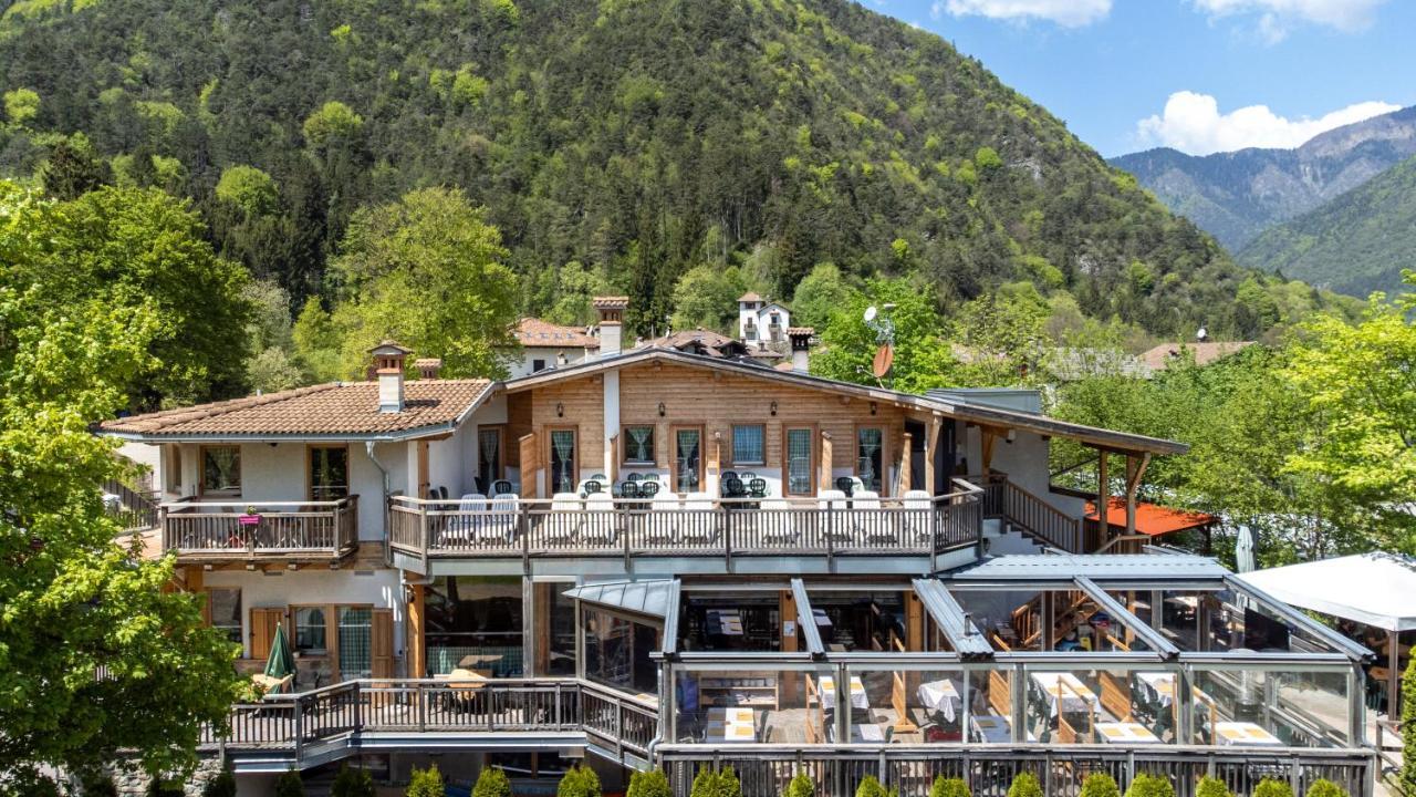 Camping Al Lago Ledro Пьеве-ди-Ледро Экстерьер фото