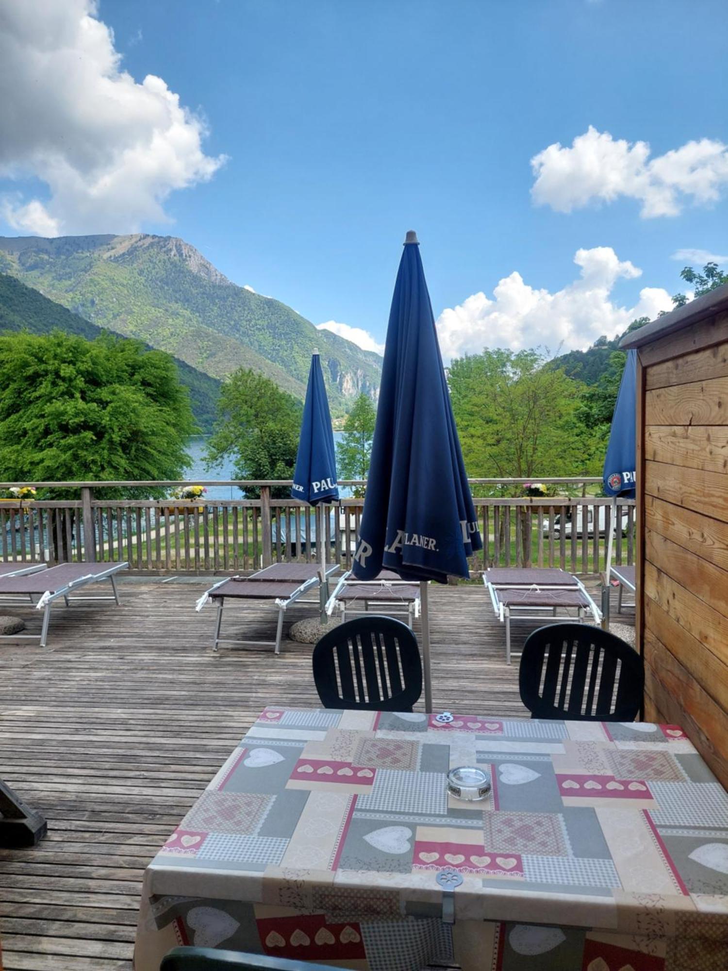 Camping Al Lago Ledro Пьеве-ди-Ледро Экстерьер фото