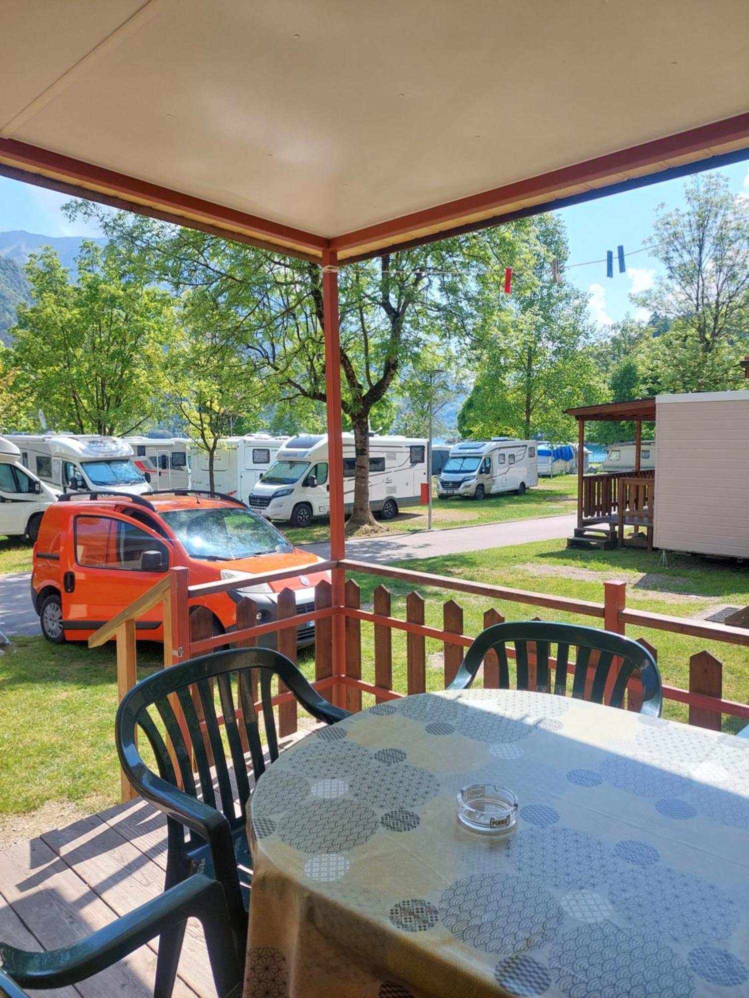 Camping Al Lago Ledro Пьеве-ди-Ледро Экстерьер фото