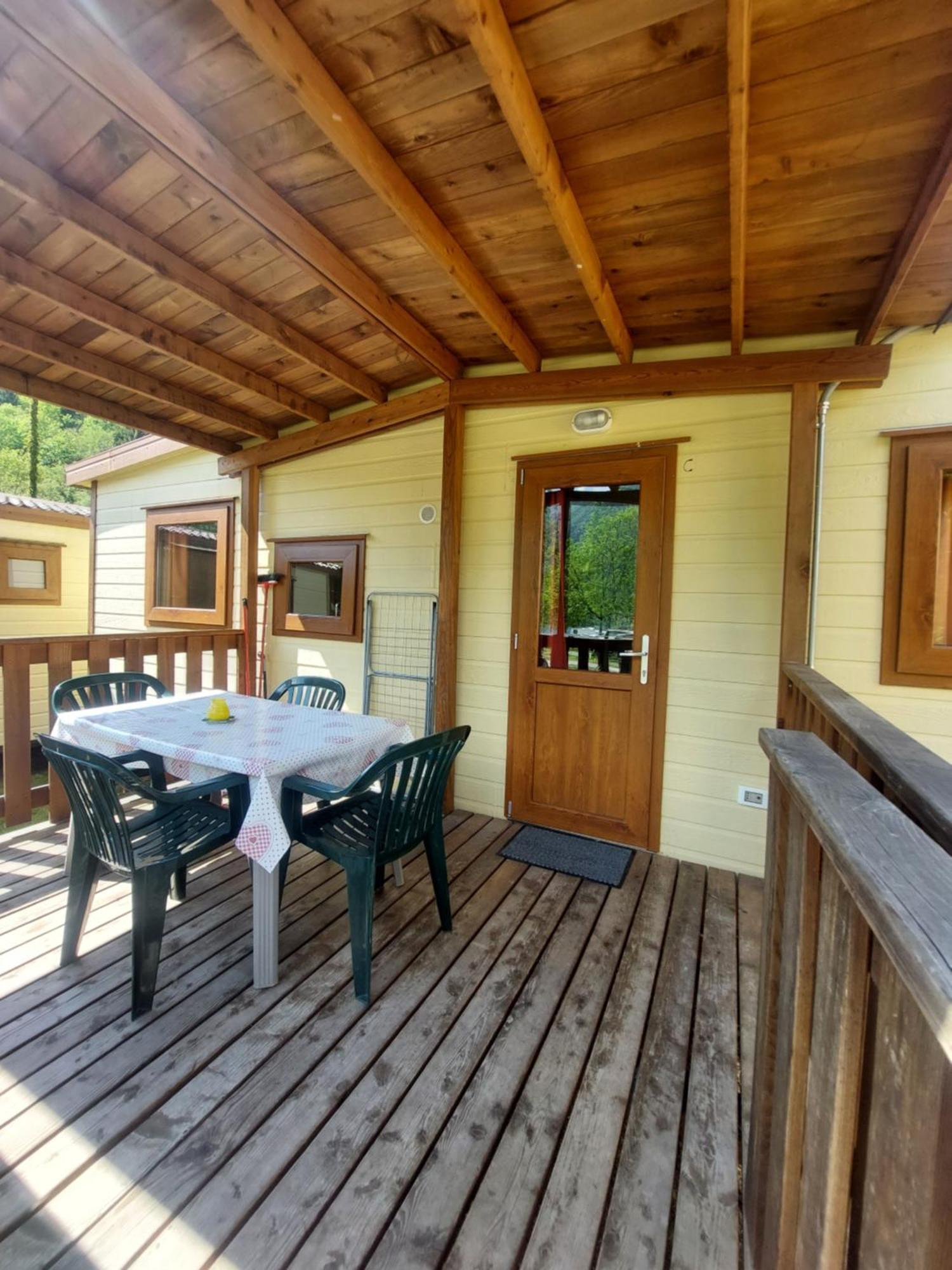 Camping Al Lago Ledro Пьеве-ди-Ледро Экстерьер фото