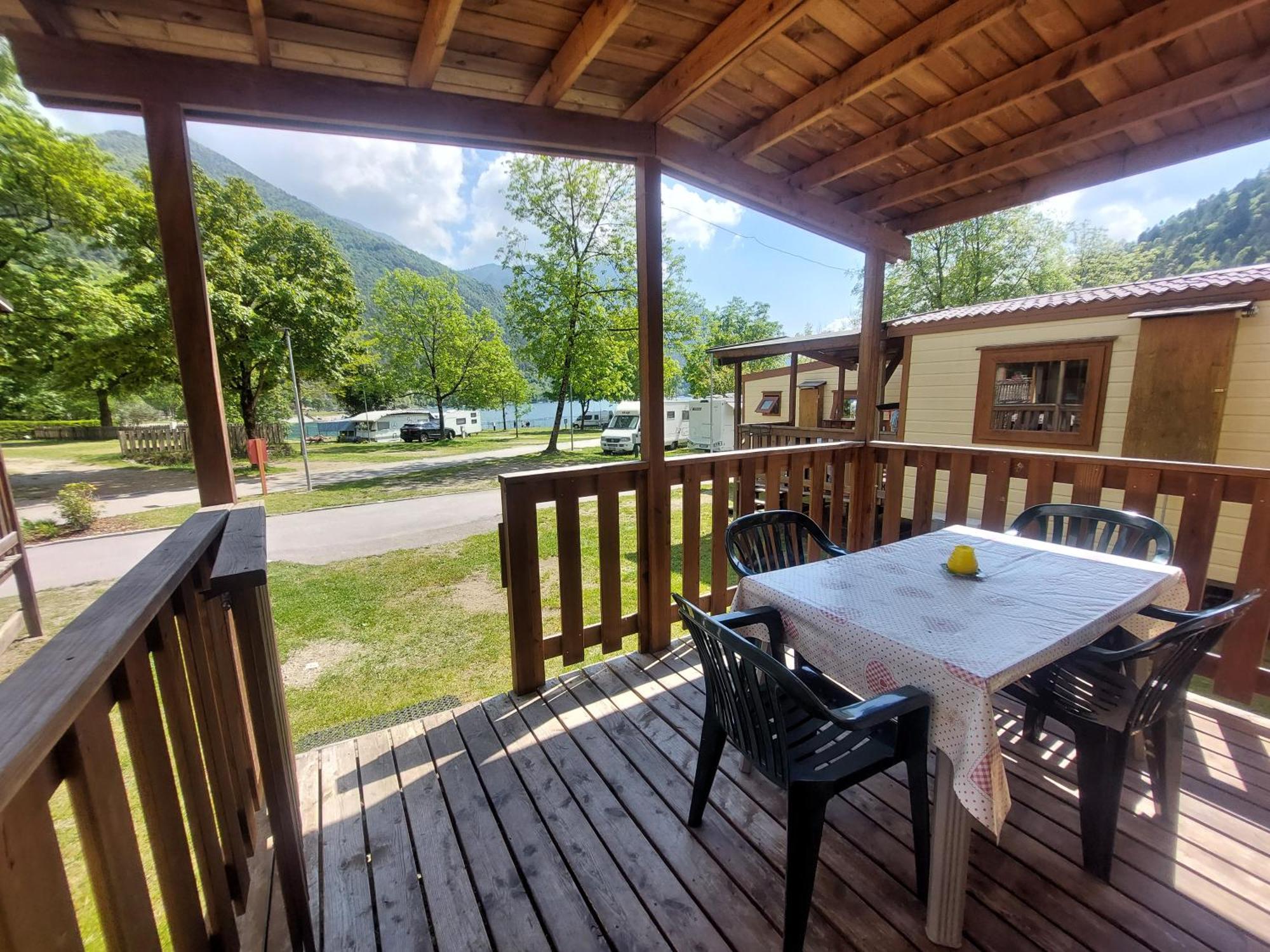 Camping Al Lago Ledro Пьеве-ди-Ледро Экстерьер фото